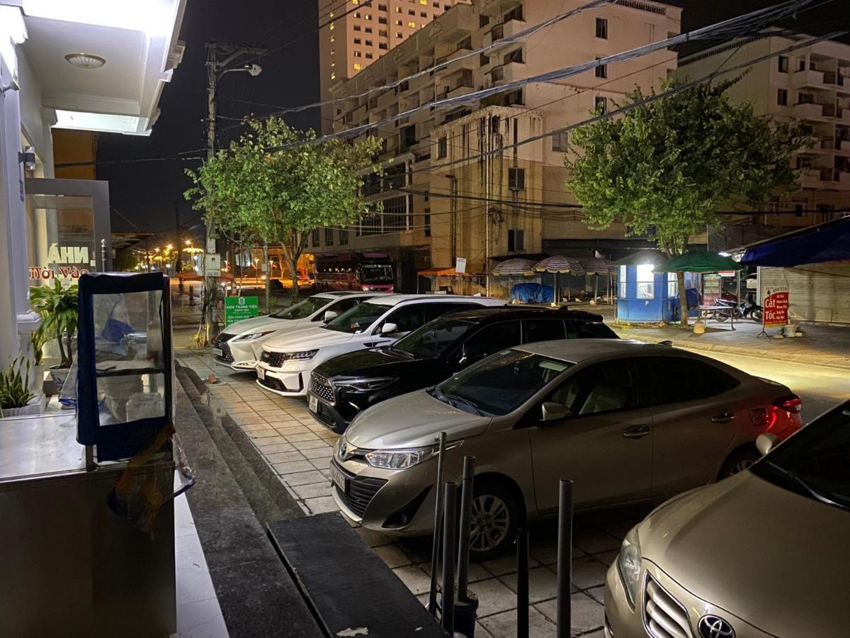 Nha Nghi Trung Hau Hotel Mong Cai Eksteriør billede