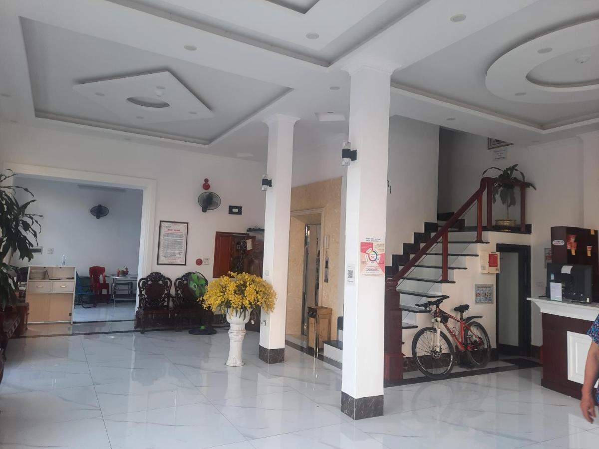 Nha Nghi Trung Hau Hotel Mong Cai Eksteriør billede