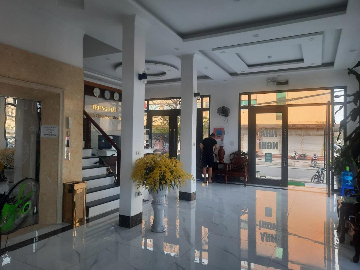 Nha Nghi Trung Hau Hotel Mong Cai Eksteriør billede